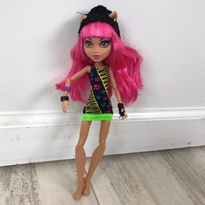 Monster High Doll Howleen Wolf 2011